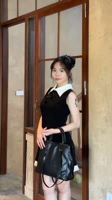 Túi xách đen phối với gam màu đen trắng