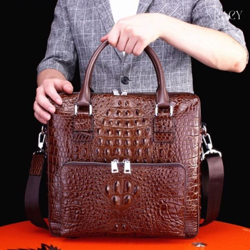 Cách bảo quản túi xách da cá sấu để bền đẹp lâu dài
